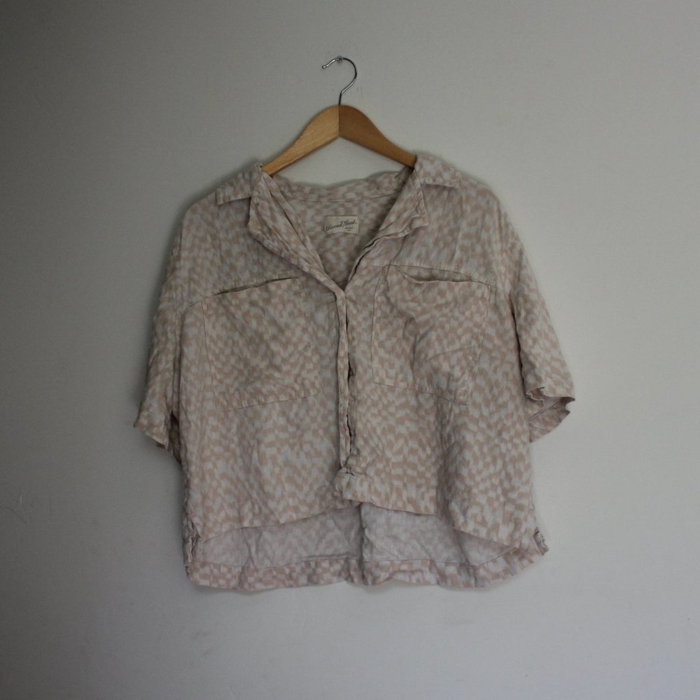 universal threads cropped checkered button down